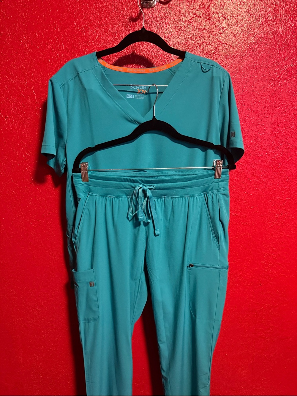 009. Preloved ScrubJoy Women's Teal Drawstring straight leg  and V-Neck Top Set
